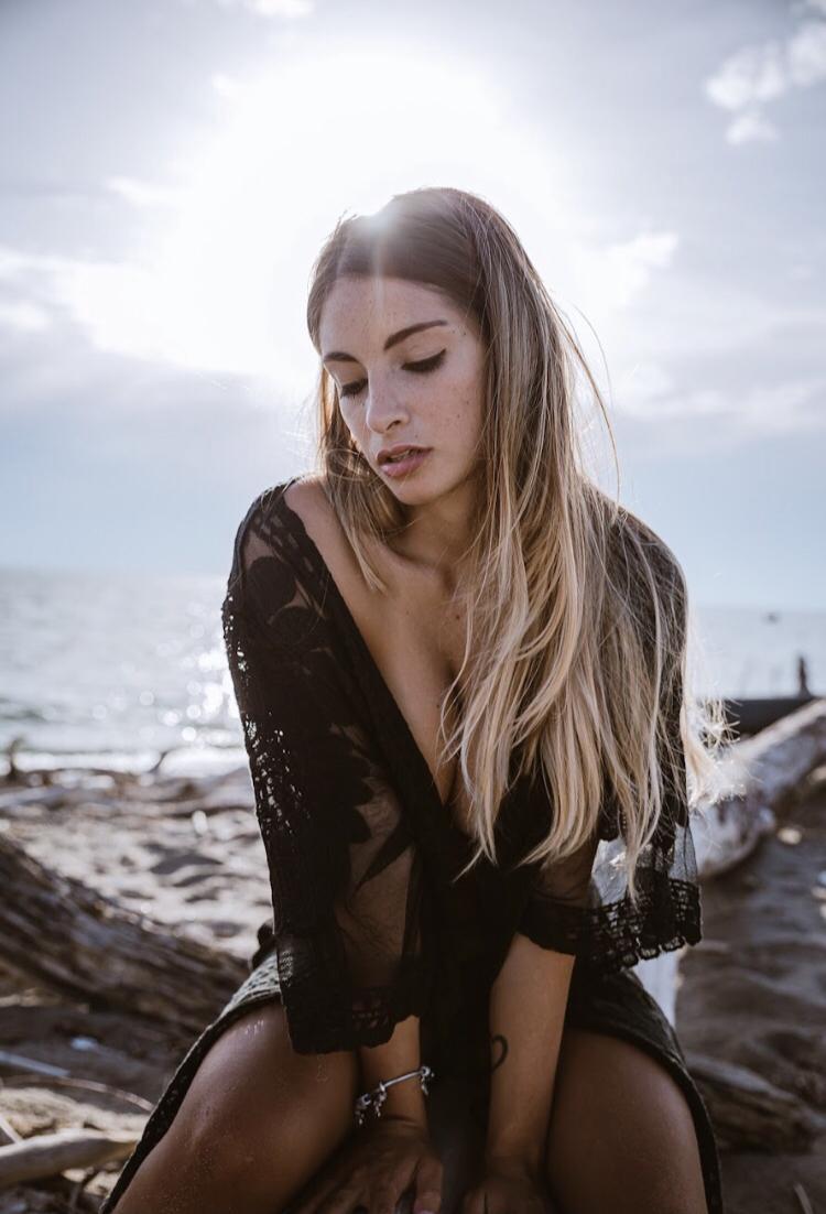 img03