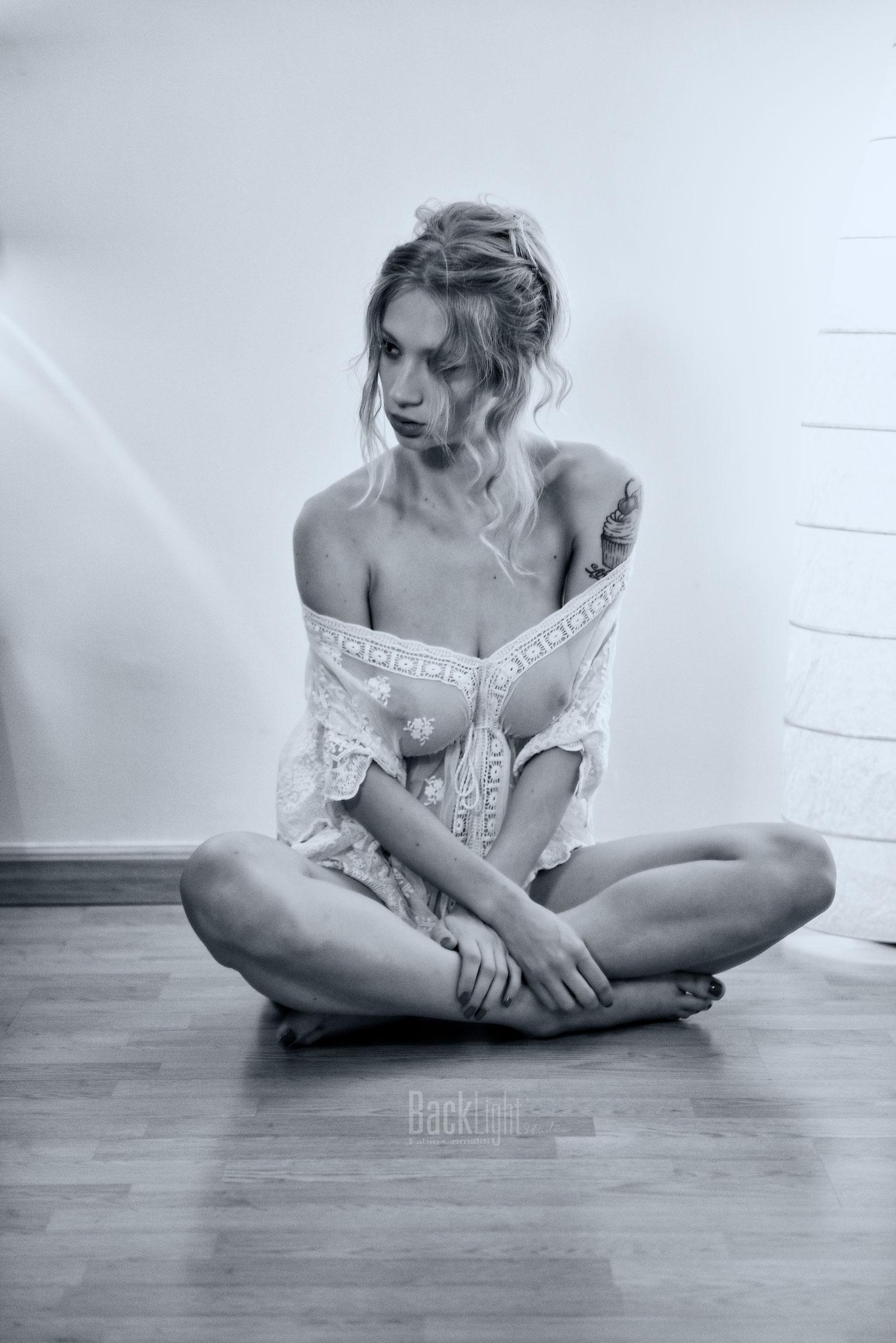 img03